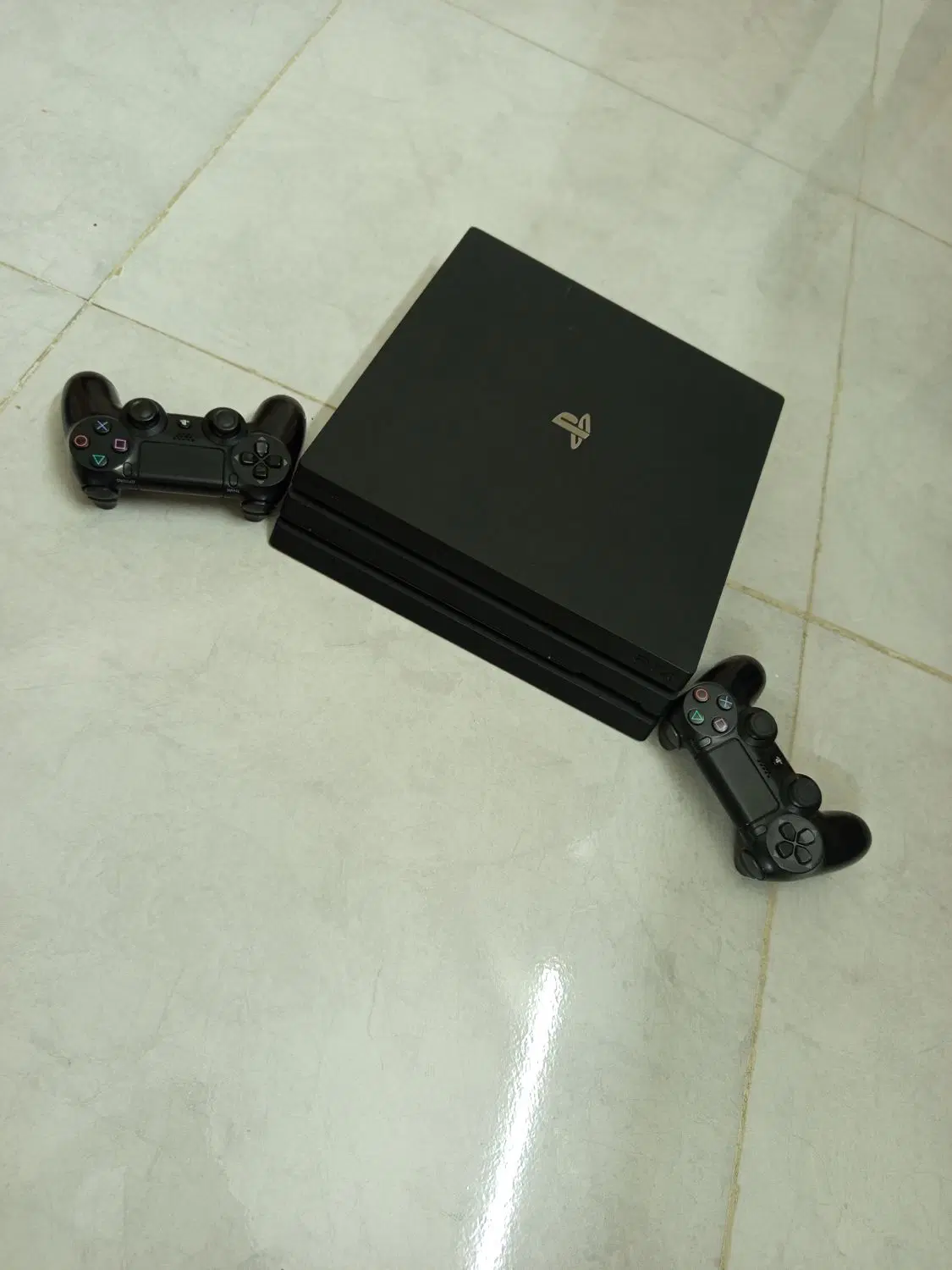 PS4 pro /دو دسته اصلی/خانگی/کپی خور|کنسول، بازی ویدئویی و آنلاین|قم, هنرستان|دیوار