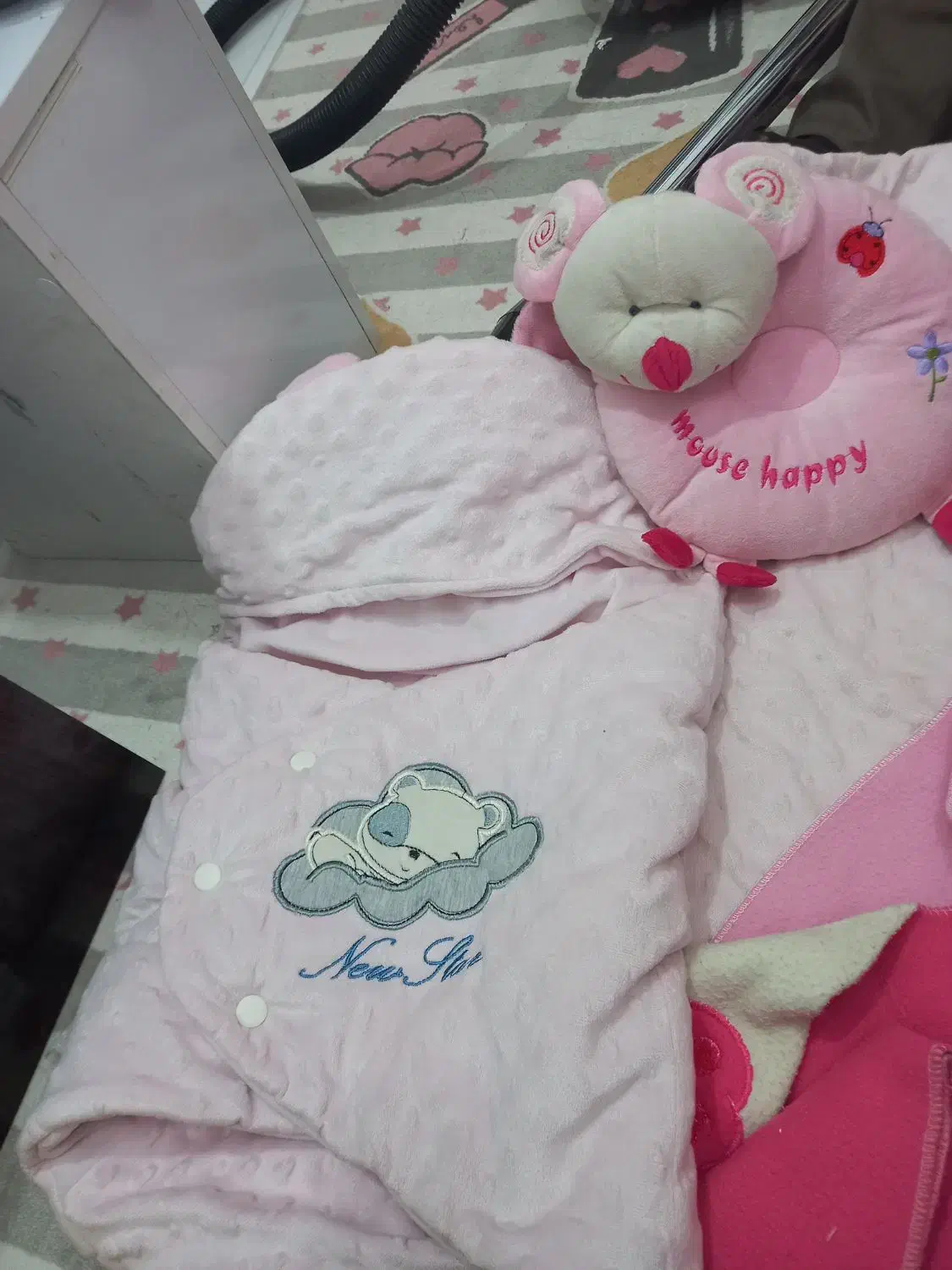 قنداق فرنگی|رختخواب، بالش، پتو|مشهد, شهرک مهر آباد|دیوار