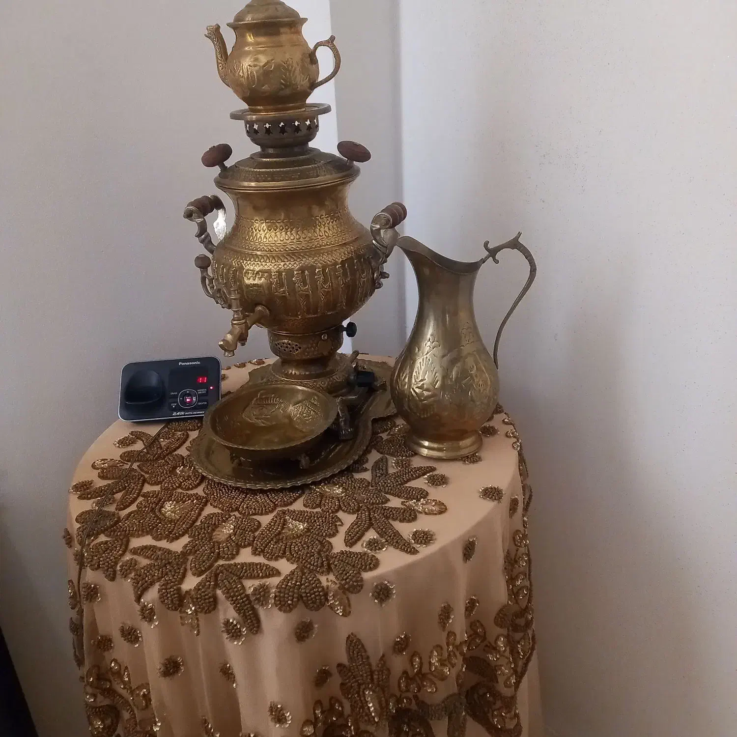 سماور طلایی جنس خوب نو|سماور، چایساز، قهوهساز|همدان, |دیوار