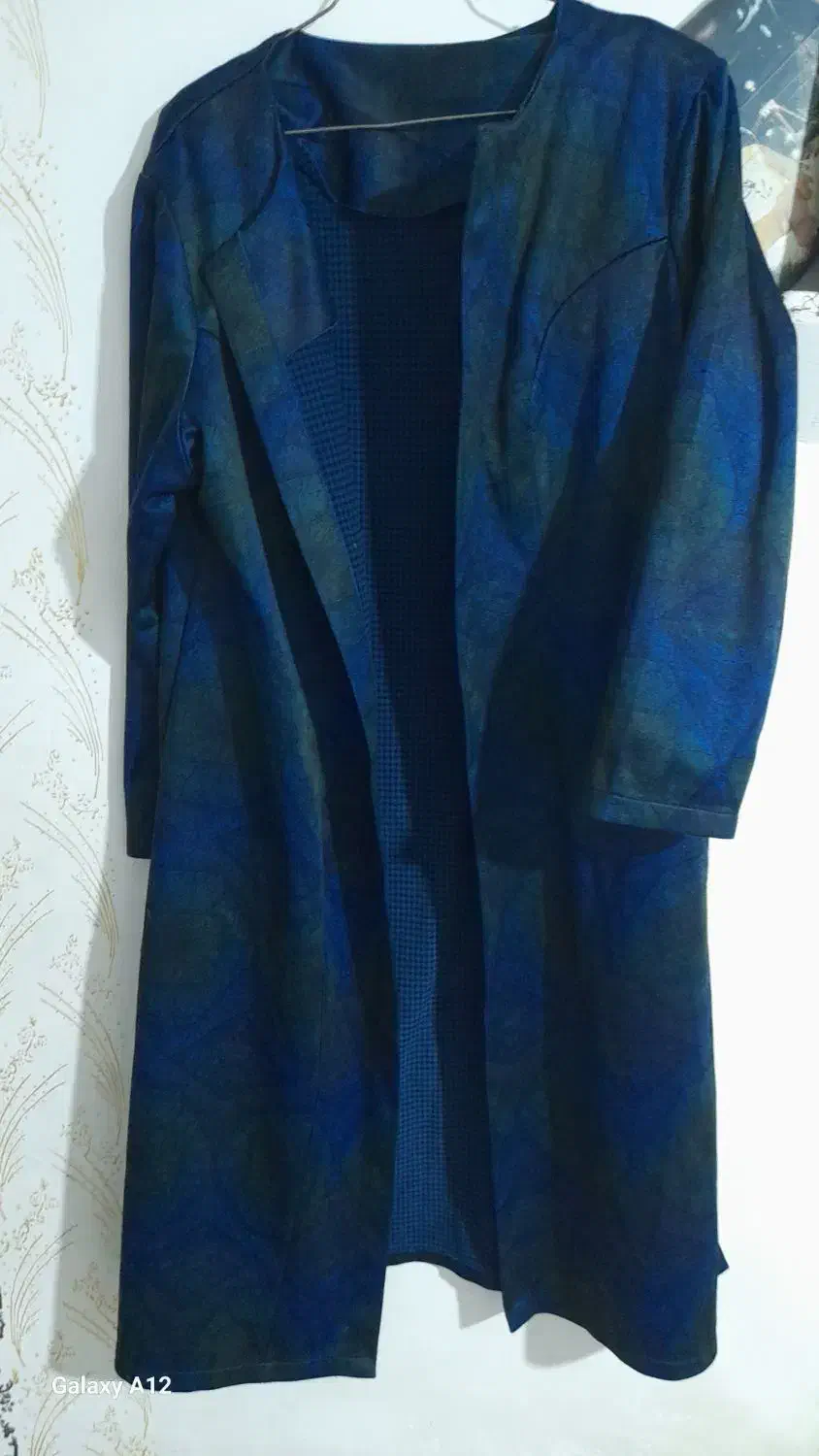 مانتو|لباس|یاسوج, |دیوار