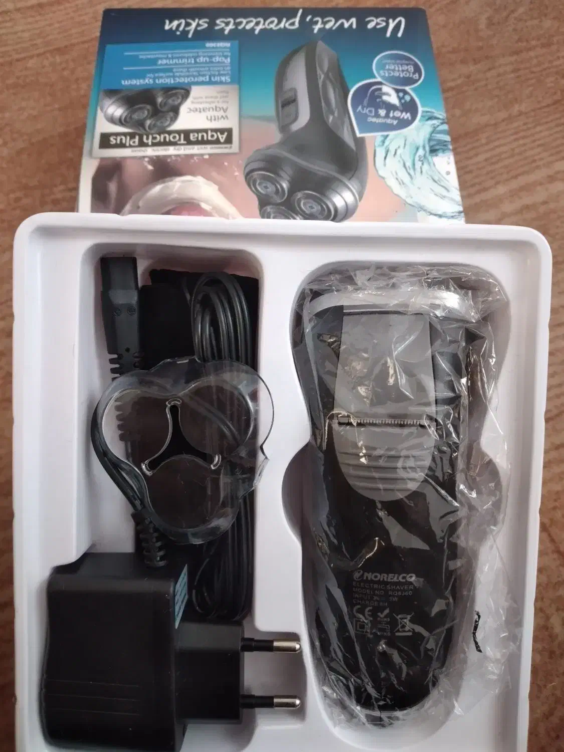 ماشین اصلاح سه تیغ و خط زن نو اکبند|آرایشی، بهداشتی، درمانی|سراب, |دیوار