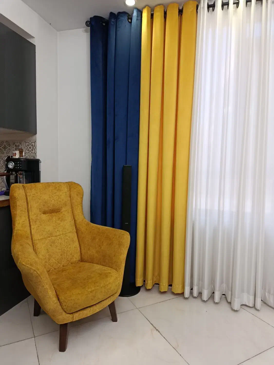 ۲ پنل پرده پانچ مخمل سالم نو|پرده، رانر، رومیزی|قدس, شهر‌قدس|دیوار