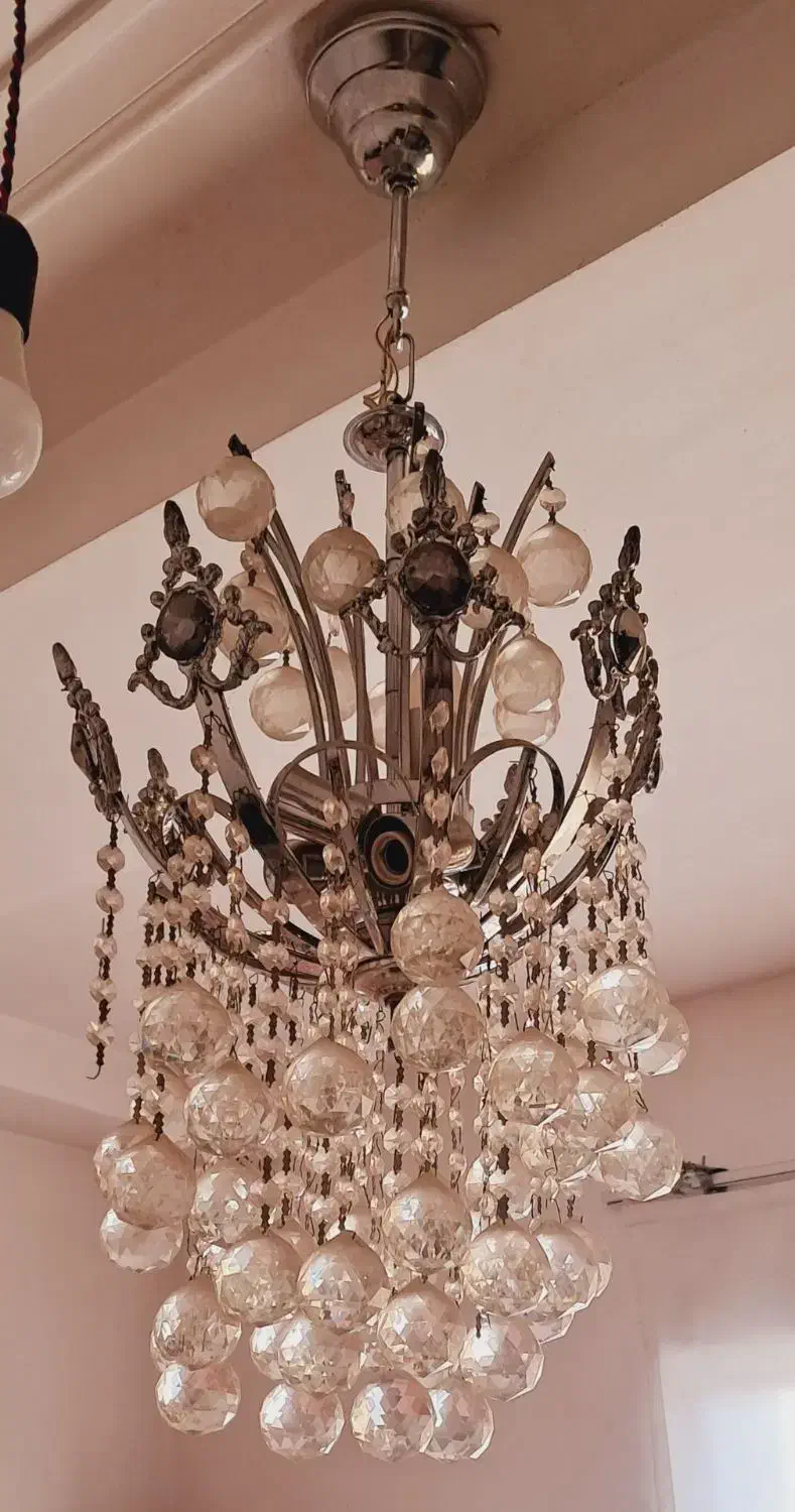 لوستر|لوستر و چراغ آویز|گنبد کاووس, |دیوار