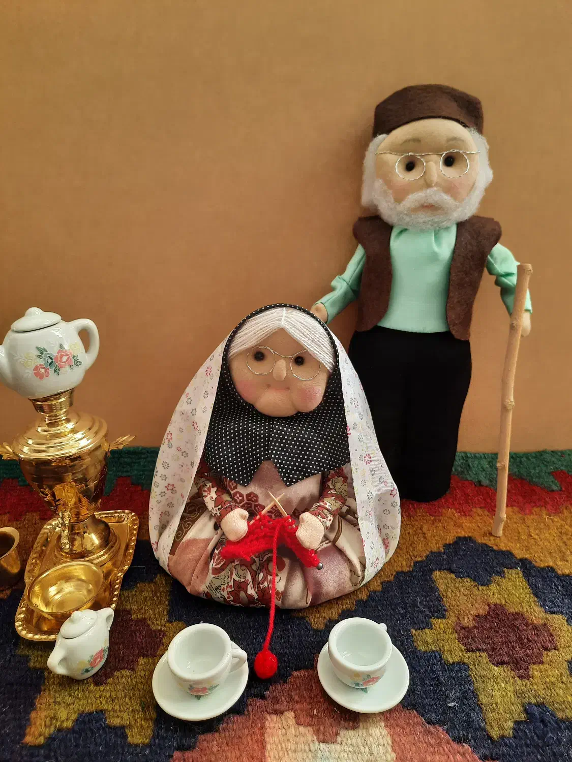 ست پدربزرگ مادربزرگ یلدایی|اسباب‌‌بازی|تفت, |دیوار