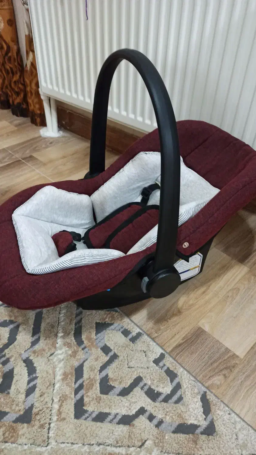 کریر نوزاد.صندلی ماشین|تخت و صندلی بچه|رضوانشهر, |دیوار