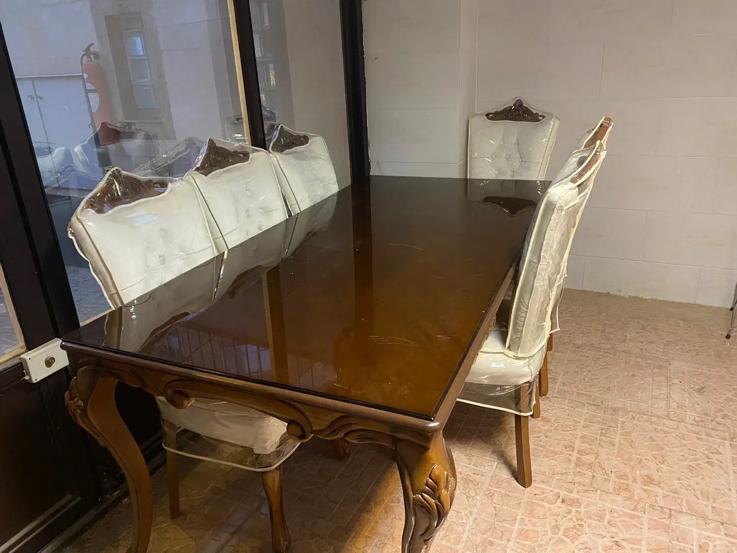 میز غذا خوری بزرگ هشت نفری|میز و صندلی غذاخوری|تبریز, |دیوار