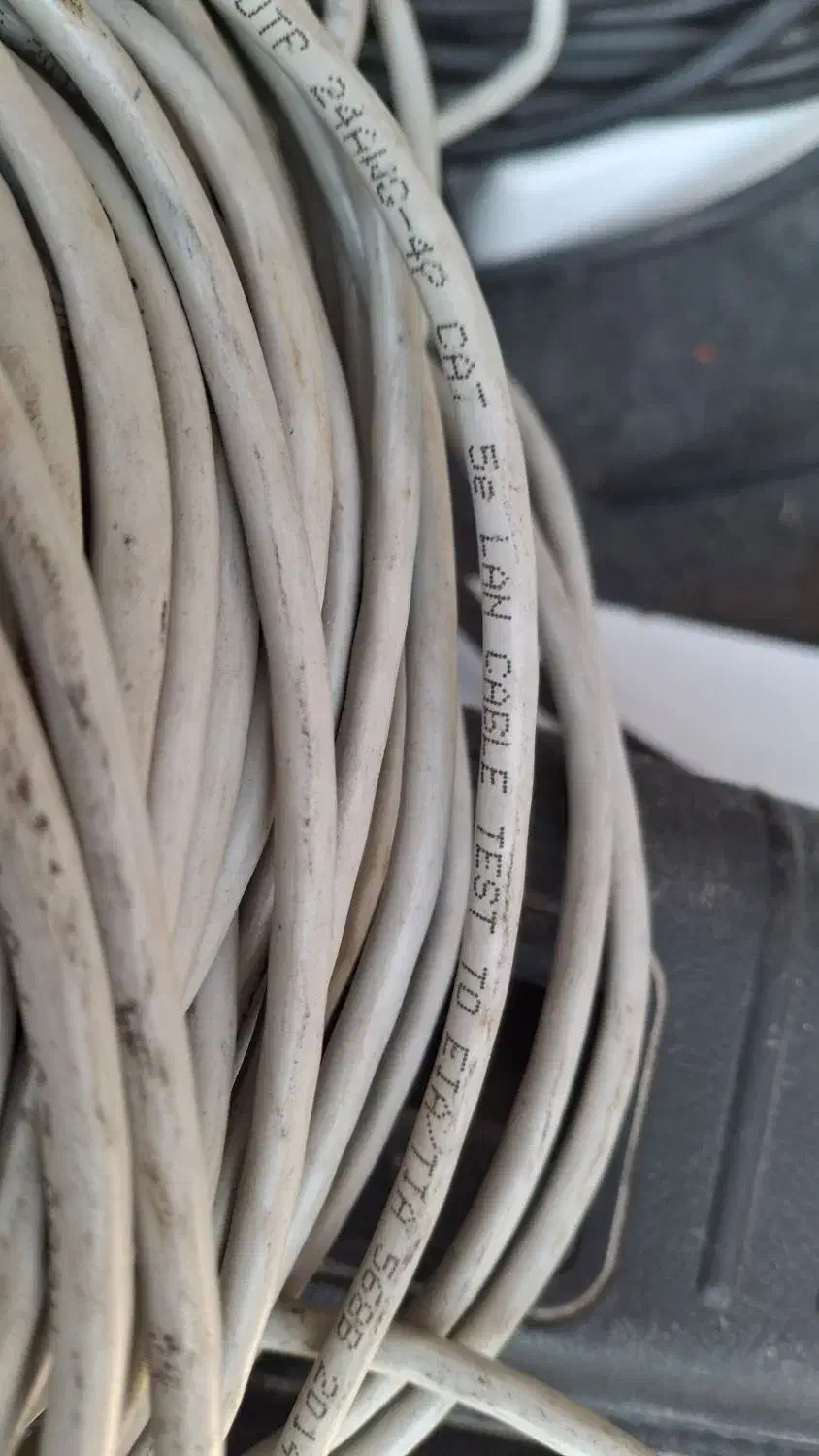 کابل شبکه بلدنcat5e|مودم و تجهیزات شبکه|فردیس, نگارستان|دیوار