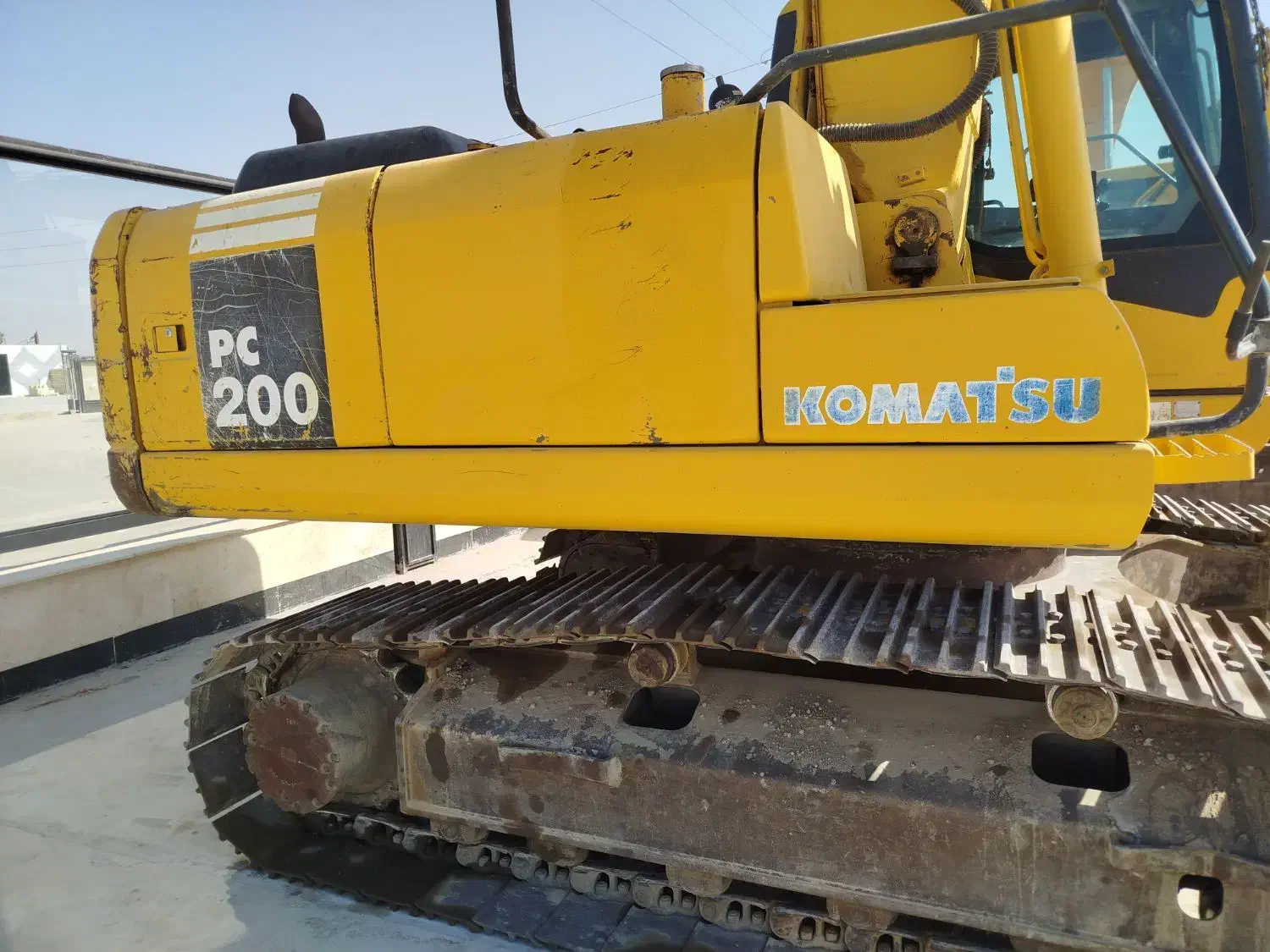 بیل مکانیکی کوماتسو ۲۰۰|ماشین‌آلات صنعتی|اسلام‌شهر, ملک‌آباد|دیوار