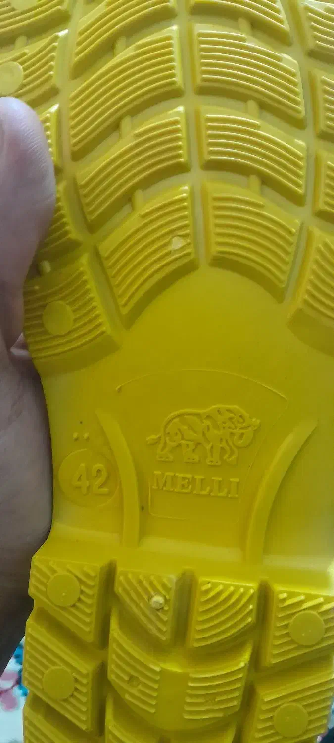 چکمه|کیف، کفش، کمربند|جیرفت, |دیوار