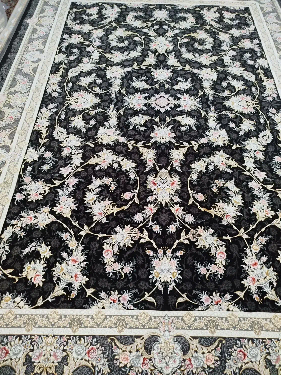 انواع فرش۶و۹ متری۱۲۰۰ شانه آکبند زیرقیمت کارخانه|فرش|کرمانشاه, |دیوار