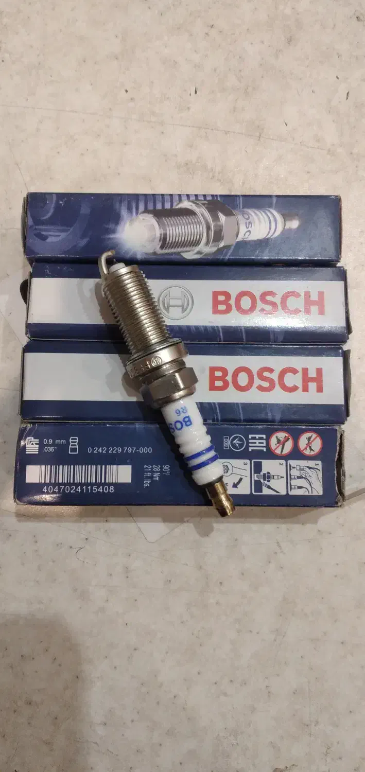 شمع بوش ۴ تایی|قطعات یدکی و لوازم جانبی|هشتگرد, شهرک راه آهن|دیوار