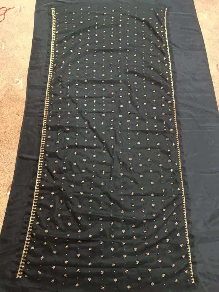 جلبیل خوسی|لباس|حاجی آباد, |دیوار