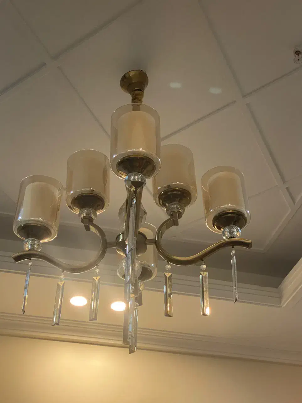 لوستر برنجی|لوستر و چراغ آویز|تهران, منیریه|دیوار