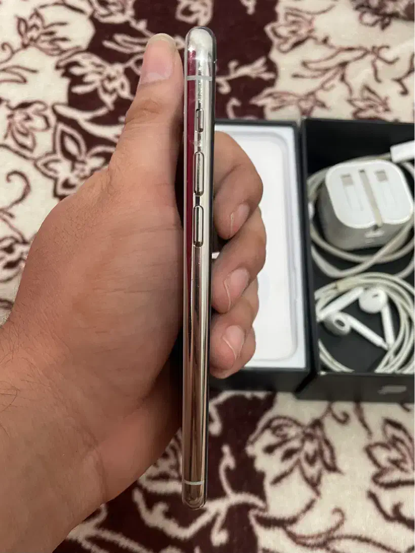 آیفون 11 pro 256 پلمپ لوازم کامل|موبایل|رشت, کوی عرفان|دیوار