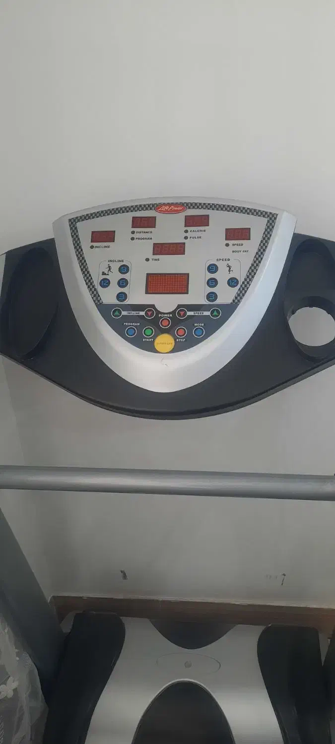 تردمیل لایف پاور|تجهیزات ورزشی|سبزوار, امیر کبیر|دیوار