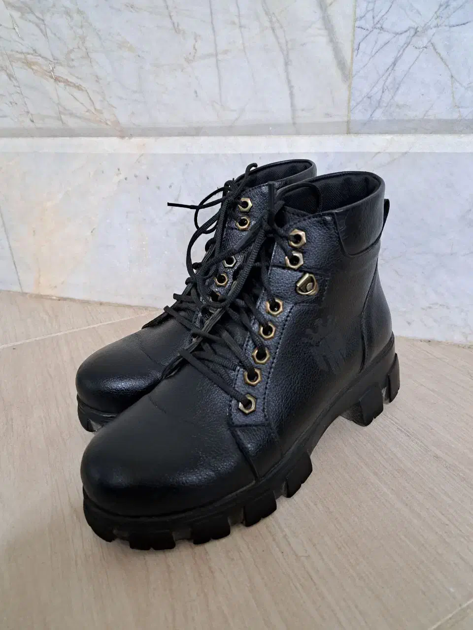 کفش نیم بوت|کیف، کفش، کمربند|گناباد, |دیوار