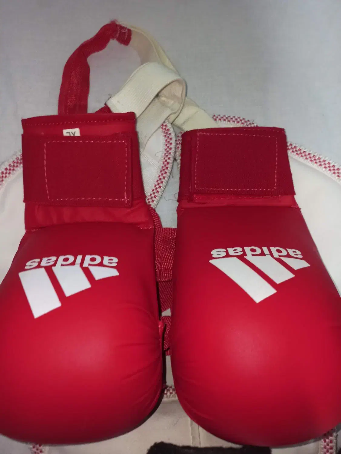 هوگو سایز 4|تجهیزات ورزشی|رشت, هلال احمر|دیوار