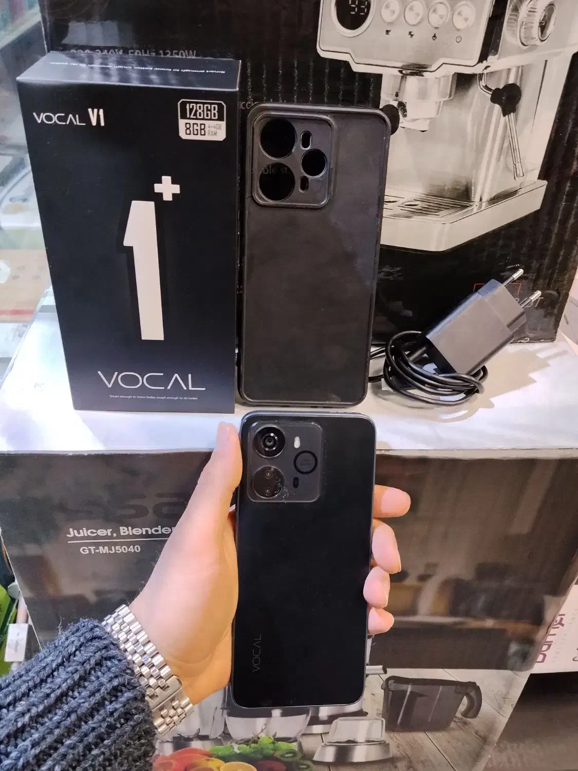 گوشی وکال+V1/حافظه128 رام8/موبایل مختاری|موبایل|قرچک, مهدیه|دیوار