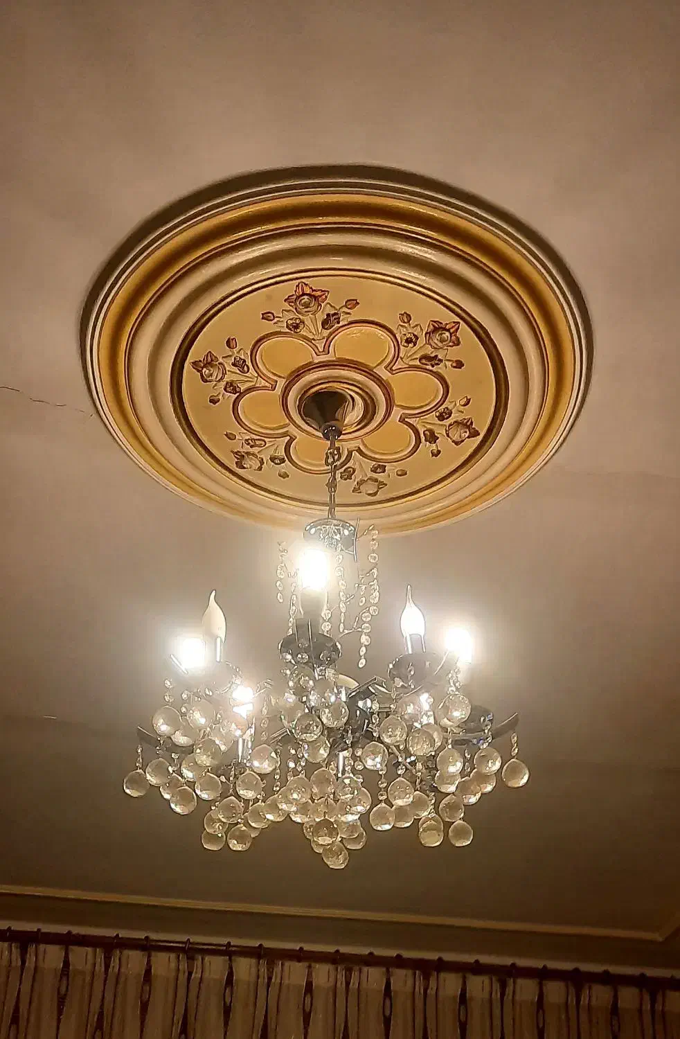 لوستر|لوستر و چراغ آویز|نیشابور, کوی فرهنگیان|دیوار