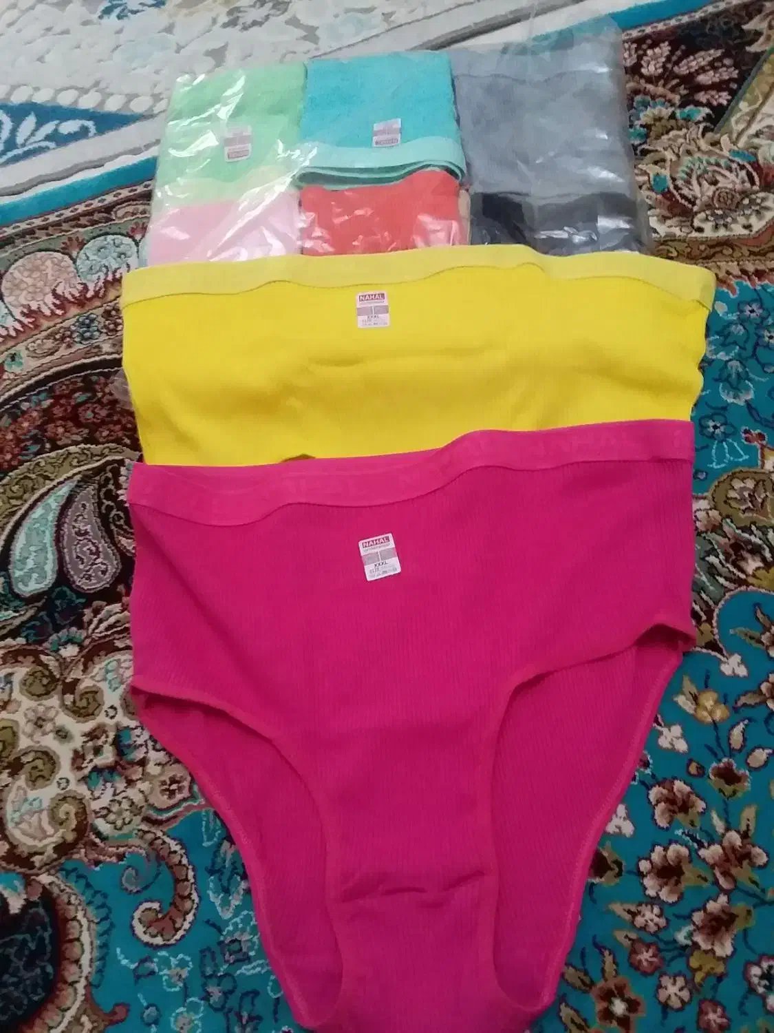 لباس زیر همه رنگ همه سایز|لباس|هشتگرد, فاز ۲ مهستان|دیوار