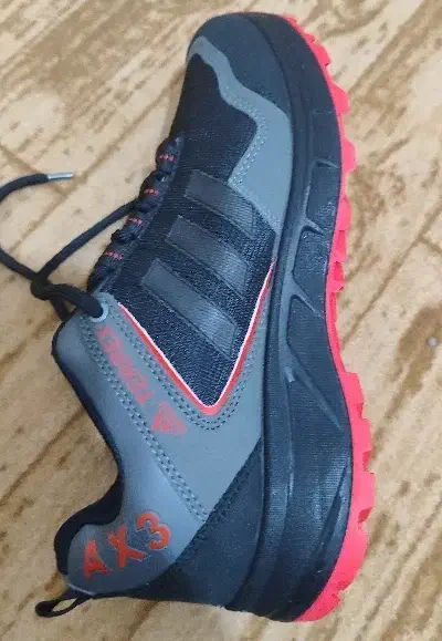 کفش اسپرت|کیف، کفش، کمربند|فیروزآباد (فارس), |دیوار