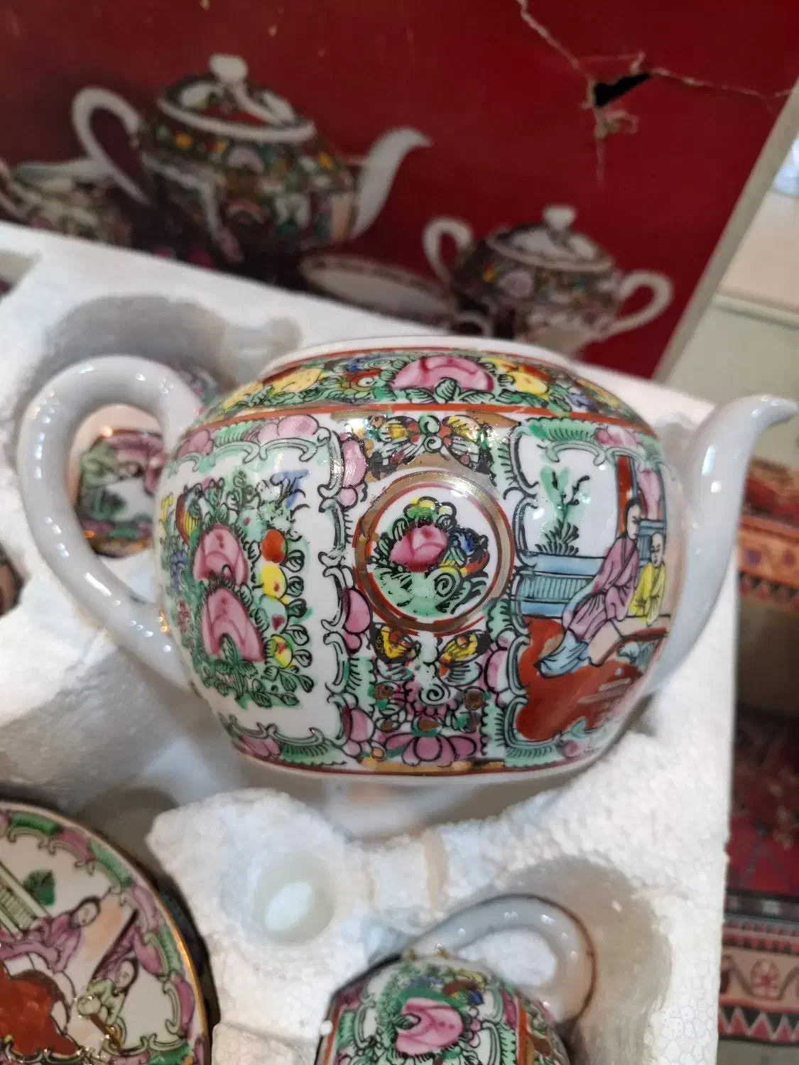 ظروف چینی مرغی اصل چایخوری کیک خوری قاب و قدح|صنایع دستی و سایر لوازم تزئینی|مشهد, استاد یوسفی (شهرک غرب)|دیوار