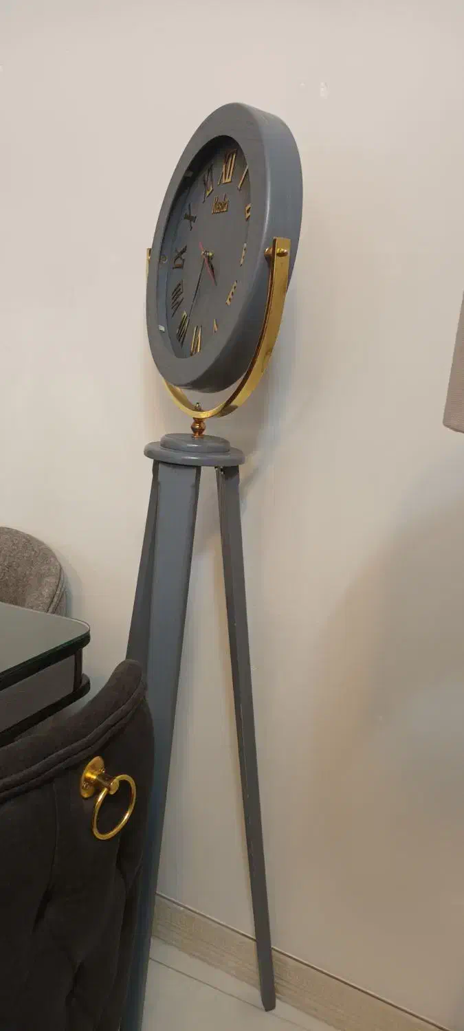 ساعت ۳پایه ایستاده|ساعت دیواری و تزئینی|اراک, |دیوار