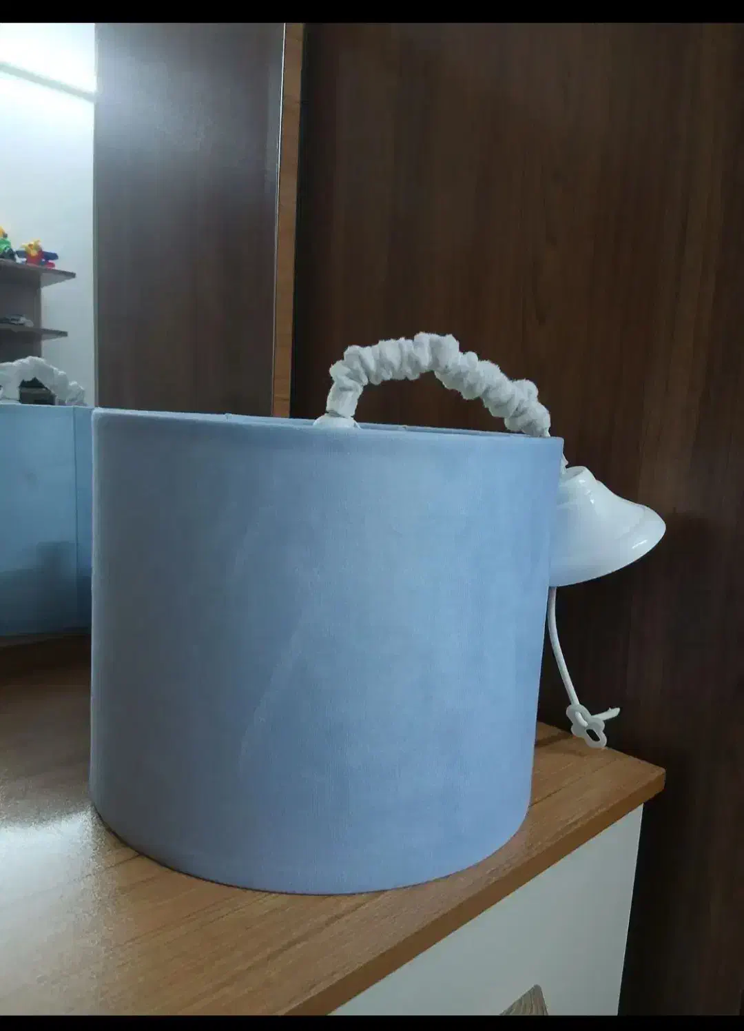 لوستر آبی درحدنو|اسباب و اثاث بچه|آمل, |دیوار