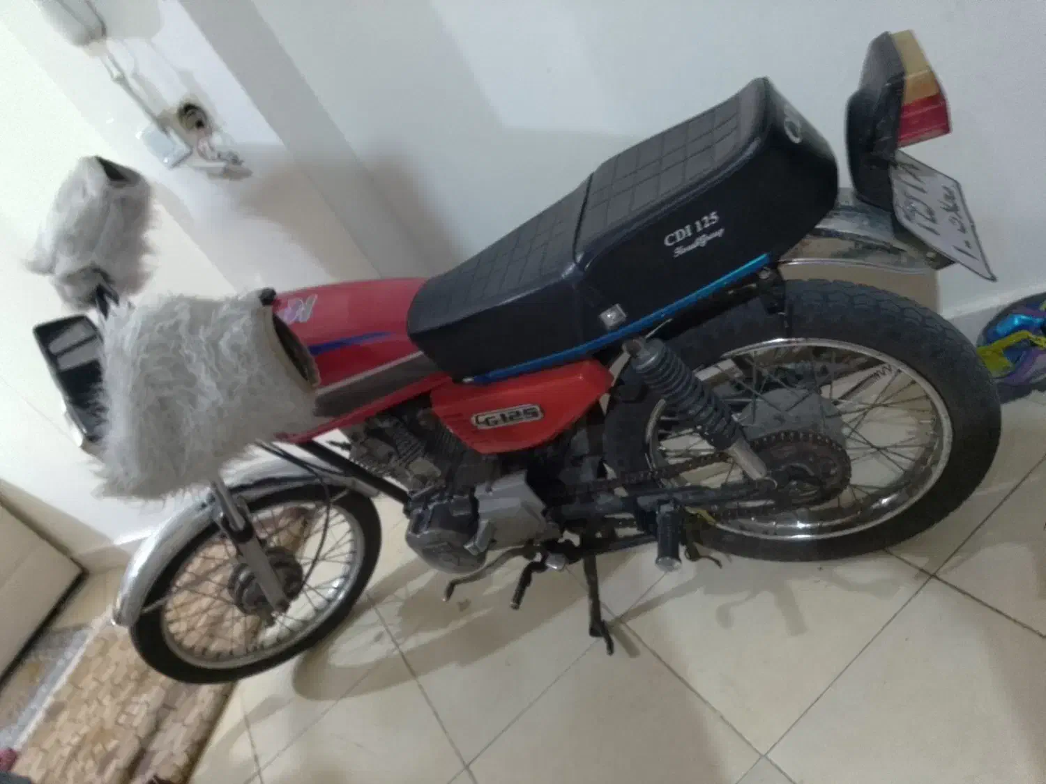 موتور 125|موتورسیکلت|پرند, فاز ۳|دیوار