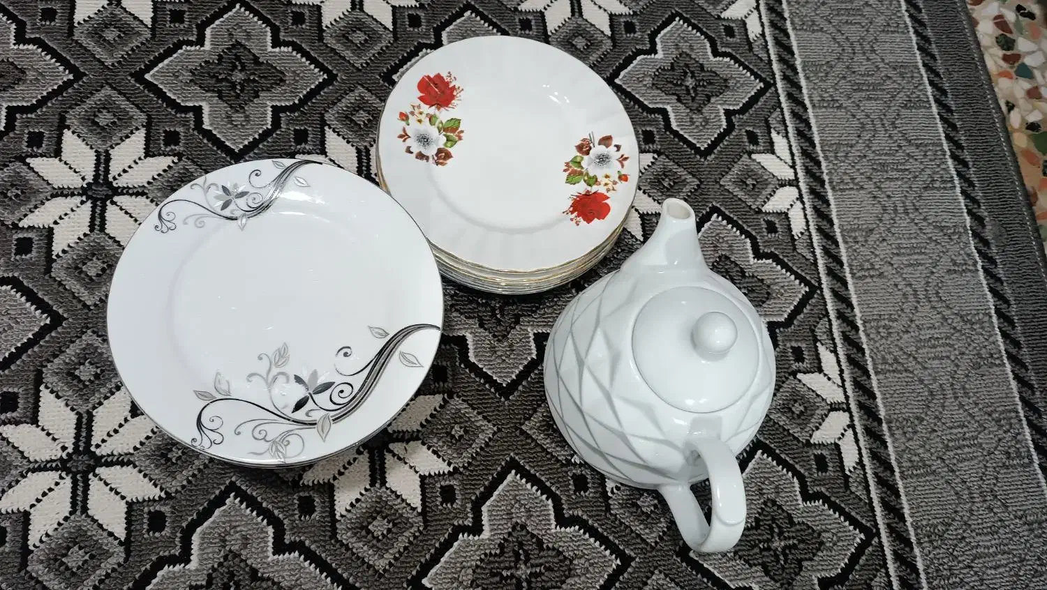 قوری و میوه خوری|ظروف سرو و پذیرایی|جوانرود, |دیوار