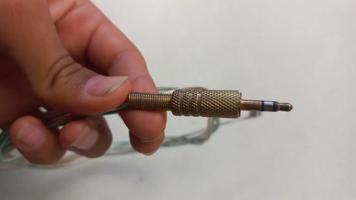 میکروفون برای کامپیوتر.پایه اش هم داریم|قطعات و لوازم جانبی رایانه|ابهر, |دیوار