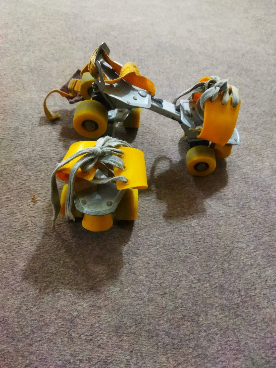 اسکیت چهار چرخ کودک و بزرگسال|دوچرخه، اسکیت، اسکوتر|شاهین‌شهر, پاسداران|دیوار