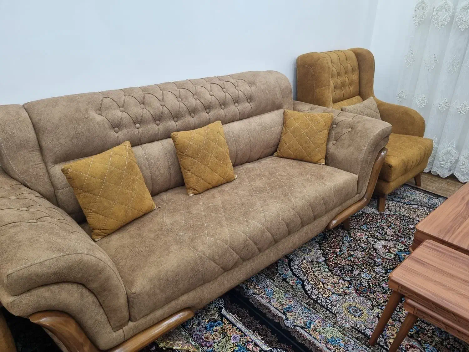 مبل ۱۱ نفر ومیز نهار خوری ۶ نفر|مبلمان خانگی و میز عسلی|آزادشهر, |دیوار