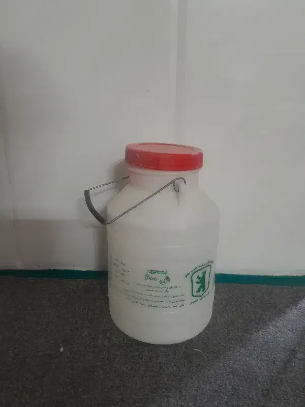 دبه|ظروف نگهدارنده، پلاستیکی، یک‌بارمصرف|قم, قلعه کامکار|دیوار