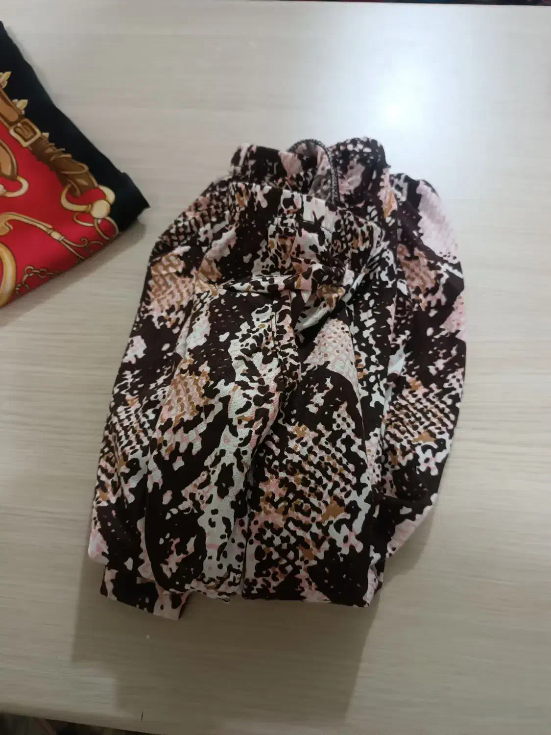 نو نو|لباس|تبریز, |دیوار