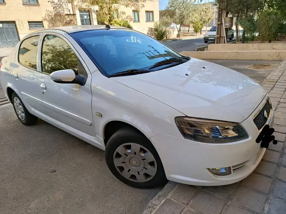 رانا پلاس مدل 1400|خودرو سواری و وانت|پرند, فاز ۱|دیوار