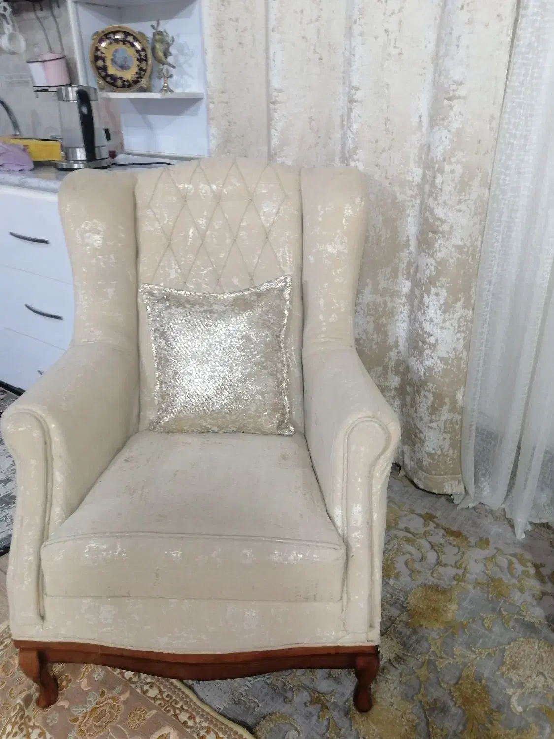 سرویس مبل 8نفره چستر با میز نهار خوری 6نفره|مبلمان خانگی و میز عسلی|تربتحیدریه, منصوریه|دیوار