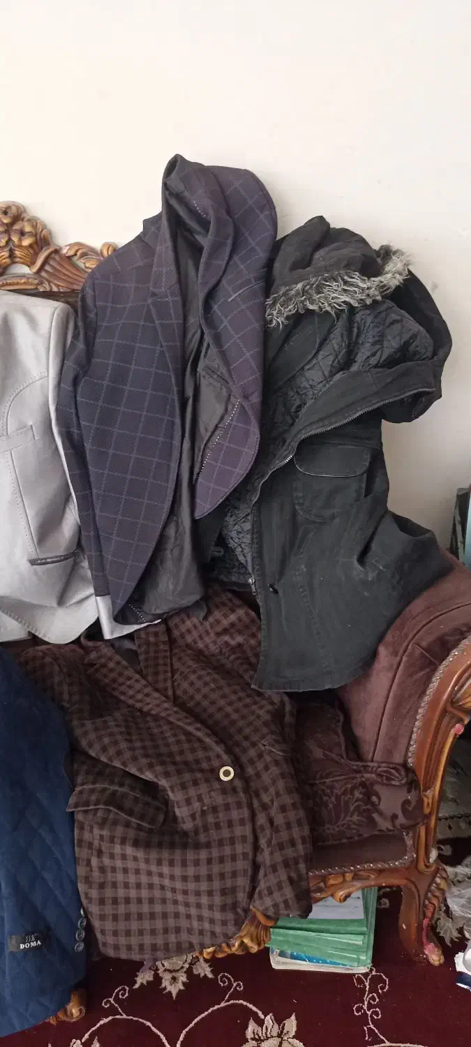 لباس|لباس|سبزوار, قصبه غربی|دیوار