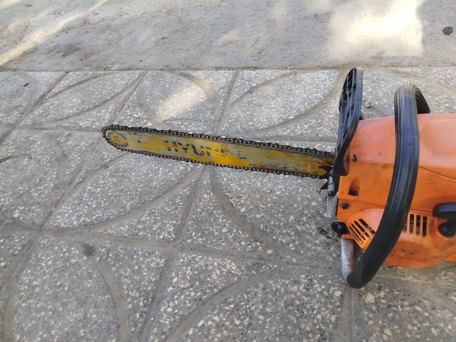 اره متوری|ابزارآلات|اسفراین, |دیوار