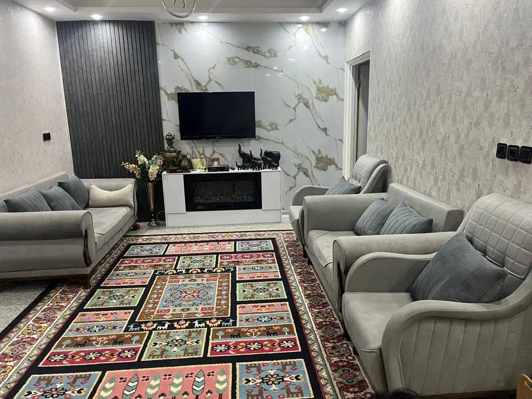 یک دست مبل هفت نفره|مبلمان خانگی و میز عسلی|بندر گناوه, |دیوار