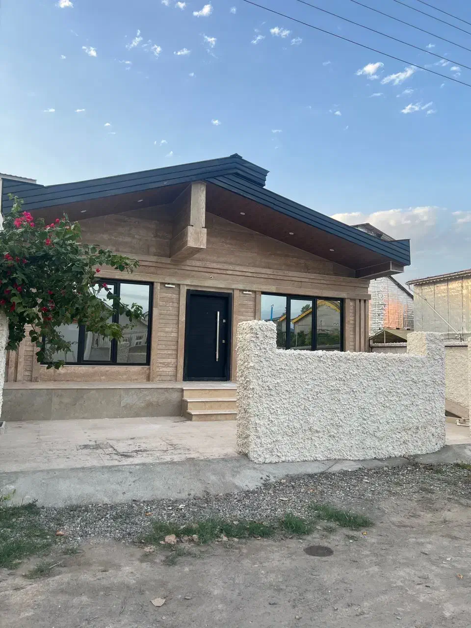 ویلا با سند تک برگ زیر قی*مت سر خیابان اصلی|فروش خانه و ویلا|چاف و چمخاله, |دیوار