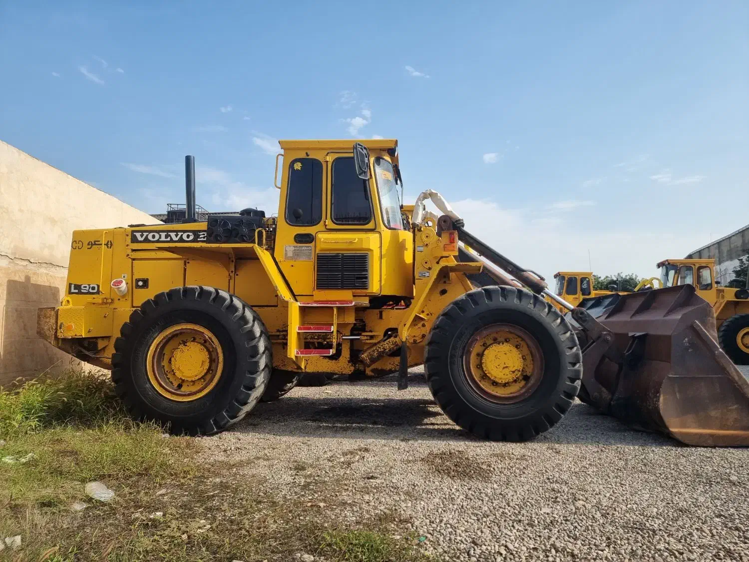 لودر۹۰ولوو غیوری|خودرو سنگین|تهران, آجودانیه|دیوار