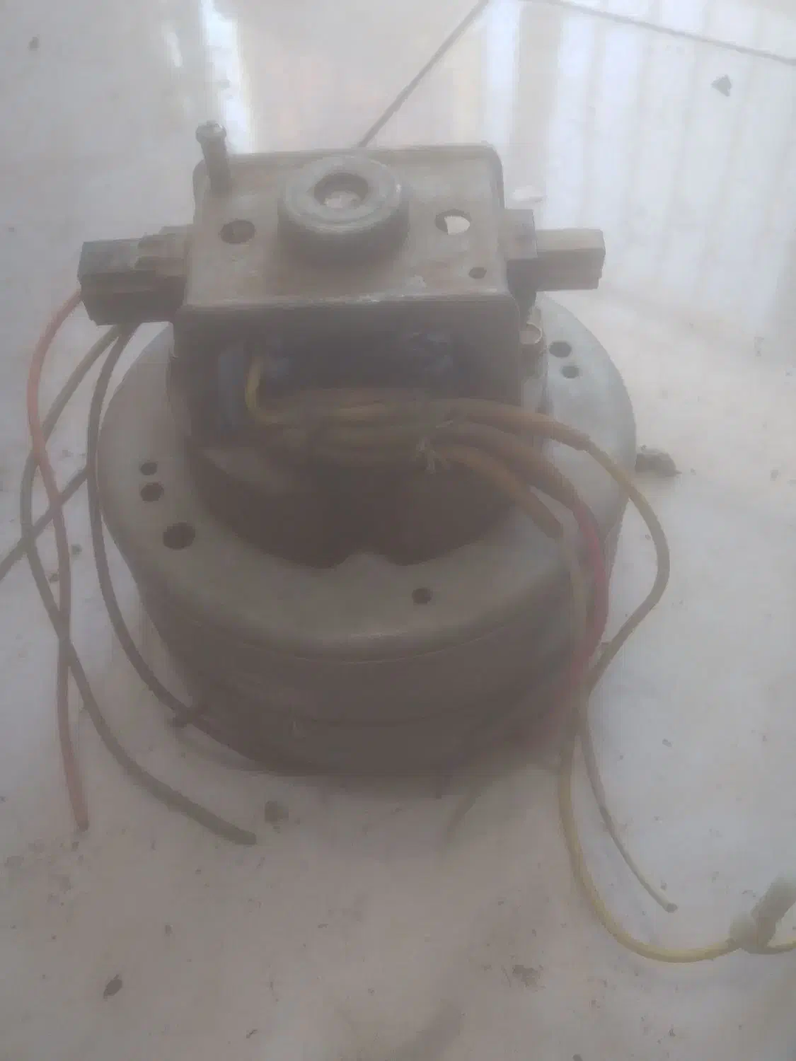 موتور جارو برقی دو پره آبو خاک سالم|جاروبرقی، جارو شارژی، بخارشو|مشهد, تبادکان|دیوار