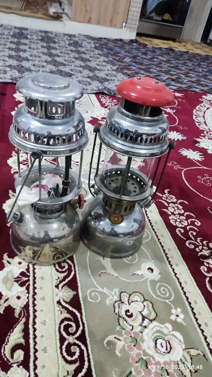 چراغ‌زنبوری|کلکسیون اشیاء عتیقه|سنندج, |دیوار