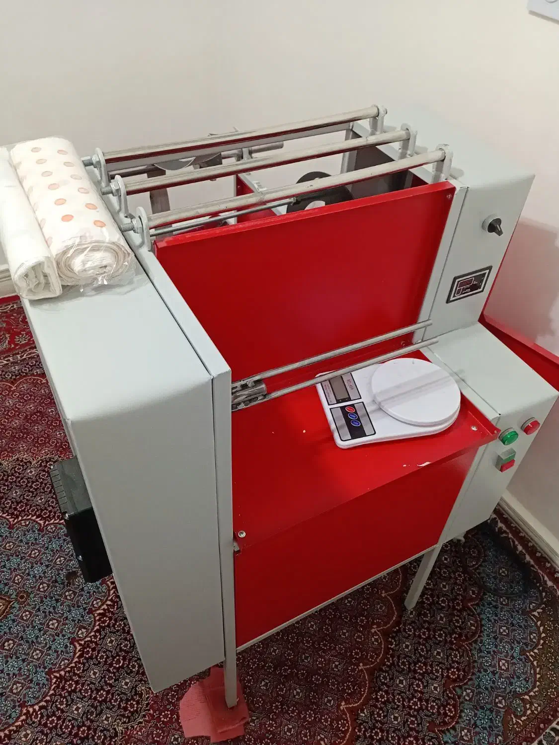 دستگاه رول کن سفره|ماشین‌آلات صنعتی|اندیمشک, |دیوار