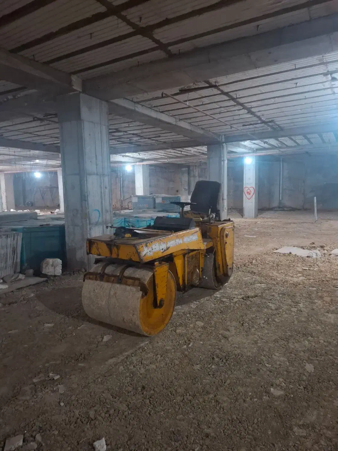 بزرگترین شعبه دنیای کرایه دهنده غلطک ویبره منصفانه|ماشینآلات صنعتی|احمدآبادمستوفی, |دیوار