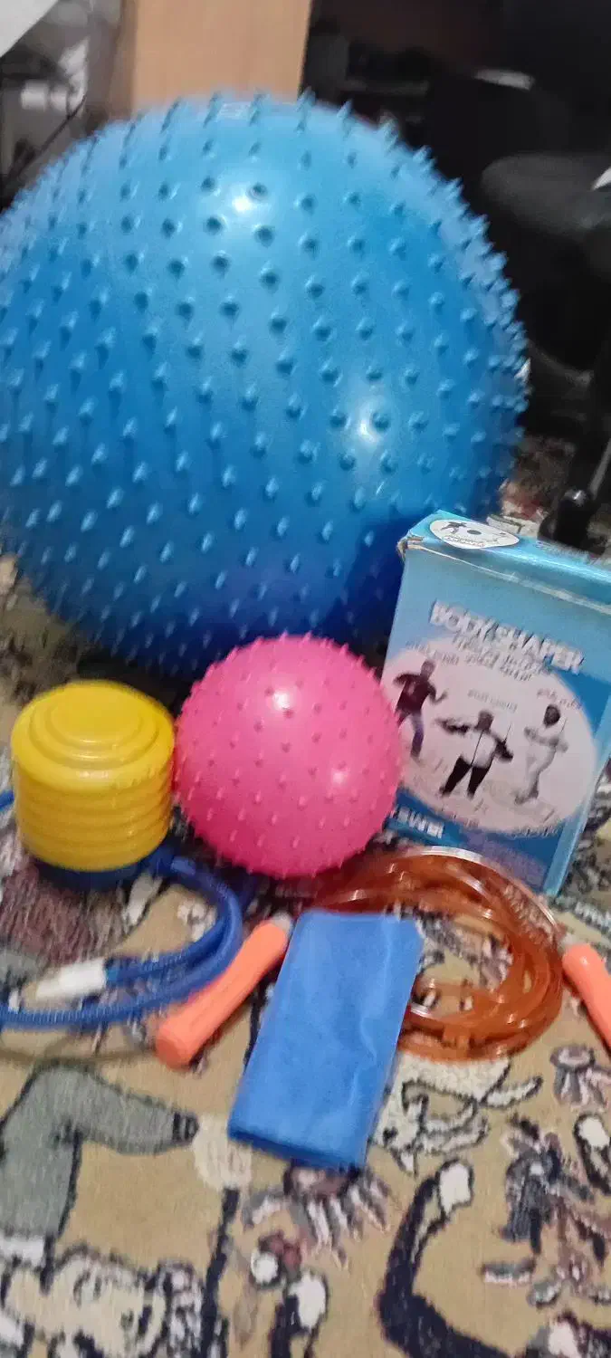 توپ، کش، تلمبه ،طناب اروبیک و پیلاتس|تجهیزات ورزشی|اردبیل, |دیوار