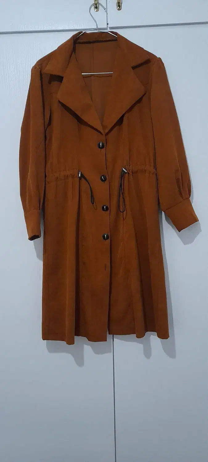 مانتو|لباس|چهارباغ, |دیوار