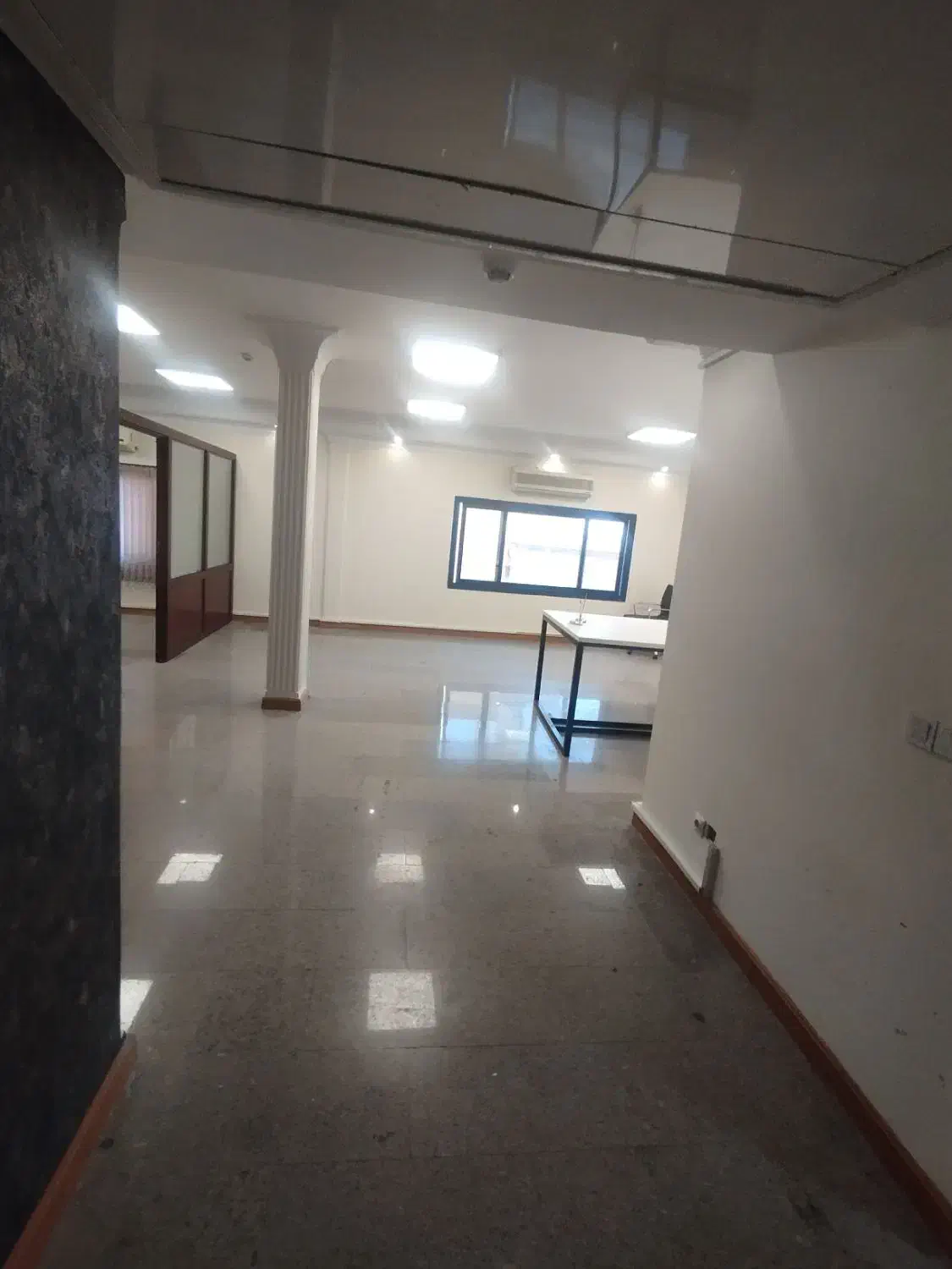 فروش80 مترسنداداری بلوار کشاورز بهترین لوکیشن|فروش دفتر کار، اتاق اداری، مطب|تهران, بلوار کشاورز|دیوار