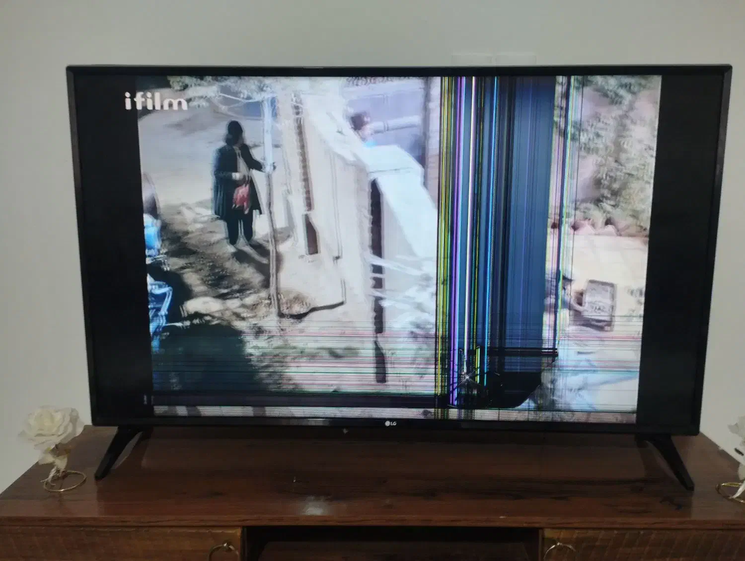 تلویزیون ال جی ۴۹ اندروید|تلویزیون و پروژکتور|نیشابور, میدان حافظ|دیوار